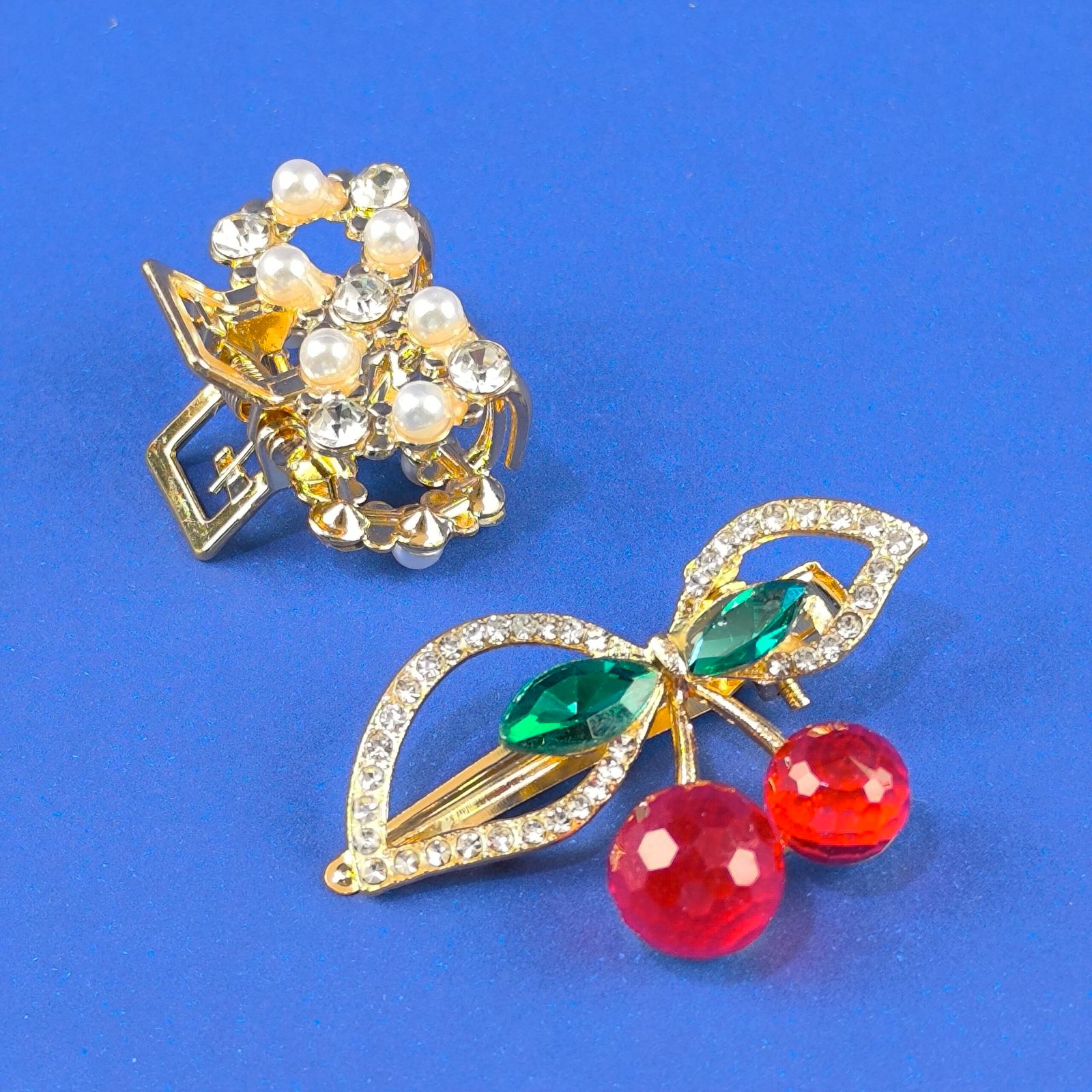 Pinza y Pirañita Metálica Decorativa con Cristales y Perlas para Cabello - Image 6