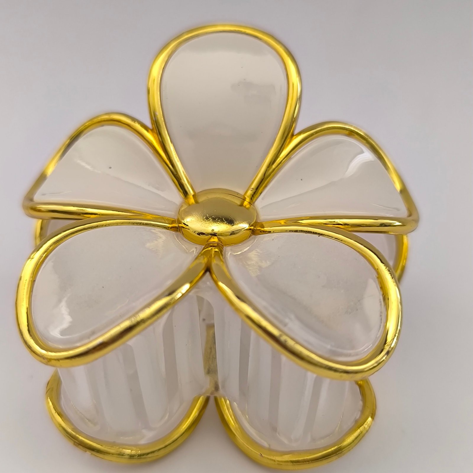 Piraña Floral Translúcida para Cabello | Pinza Dorada Elegante para Mujer - Image 5