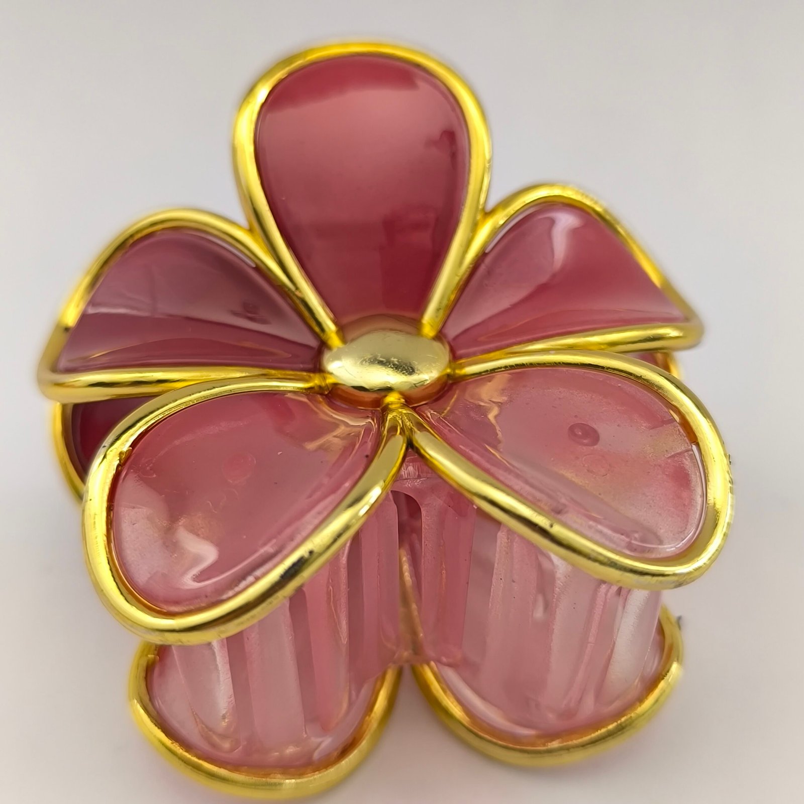 Piraña Floral Translúcida para Cabello | Pinza Dorada Elegante para Mujer - Image 6
