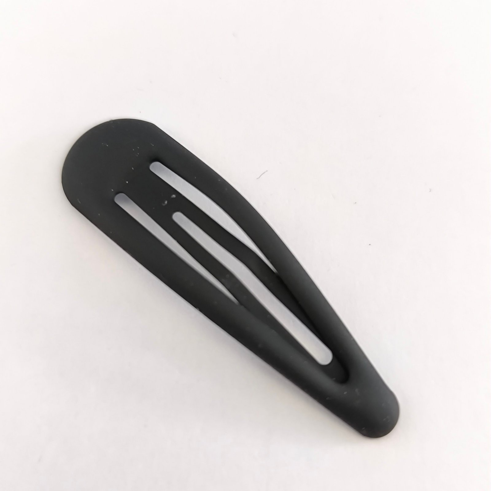 Traba Metálica Engomada Negra para Cabello – Set 20 Unidades Pinzas Mujer - Image 2