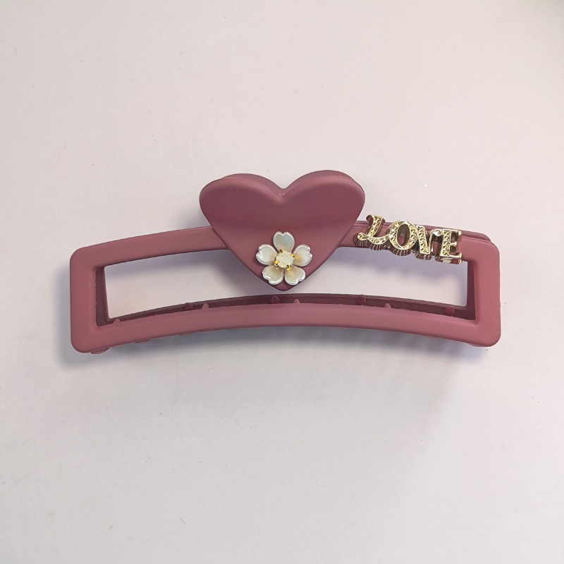Pirana rectangular Love corazon rosa mate vista abierta con flor y letras doradas