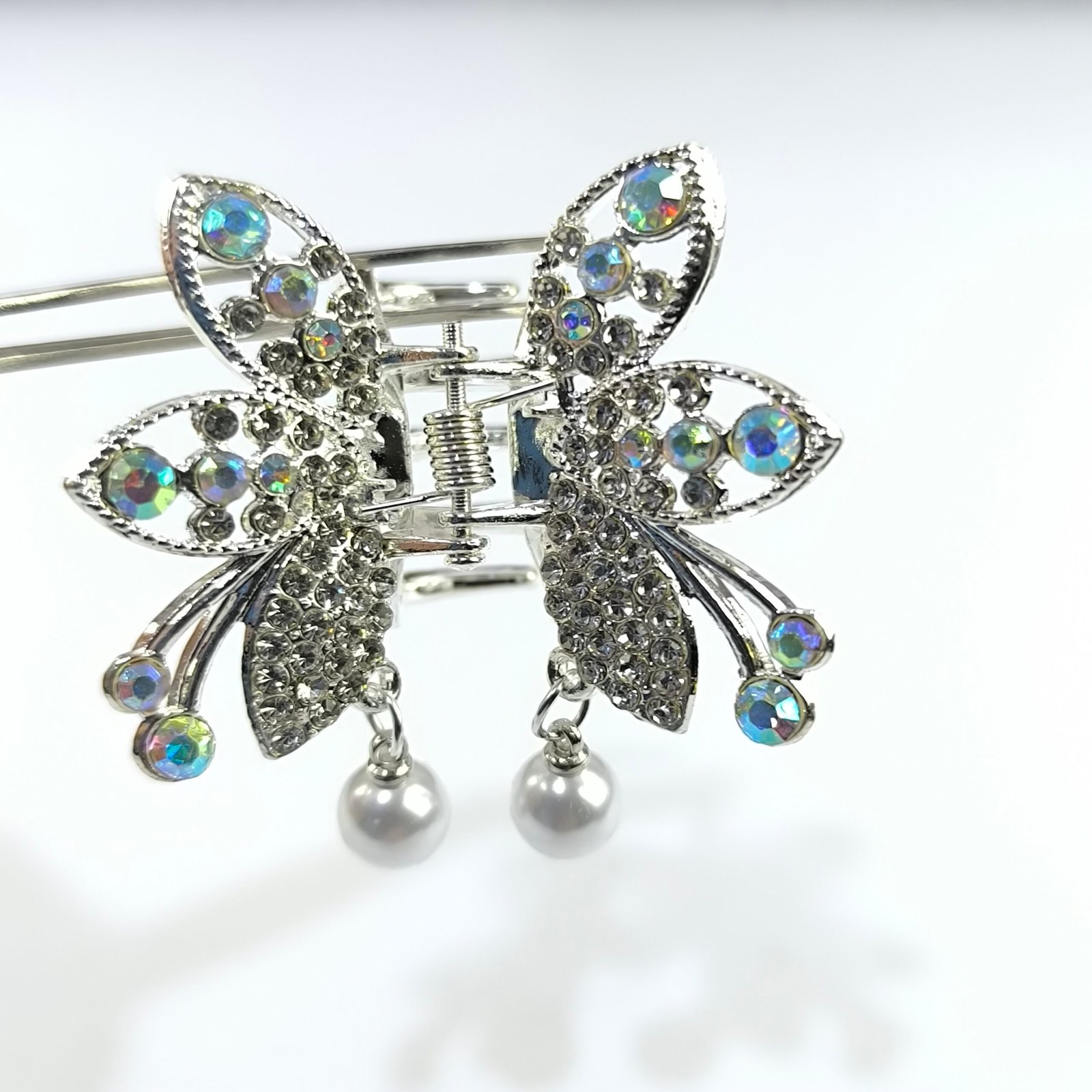 Pirañas Metálicas Mariposa con Cristales y Perlas Colgantes | Pack 12 Unidades Elegantes y Brillantes
