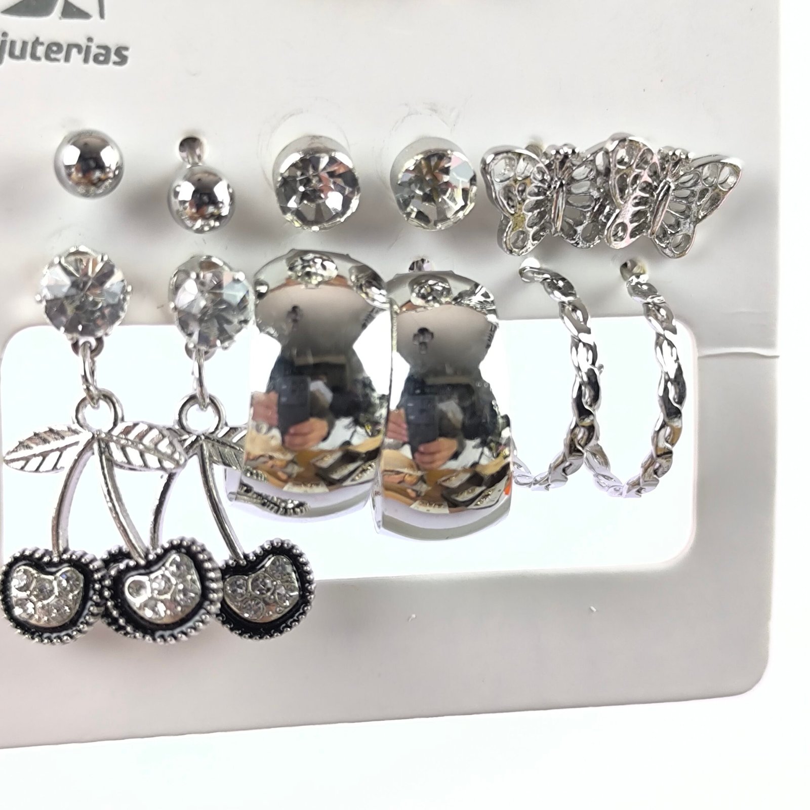 Aretes Surtidos para Mujer con Dijes y Cristales | Tarjeta 12 Unidades Venta por Mayor Dorado y Plateado - Image 8